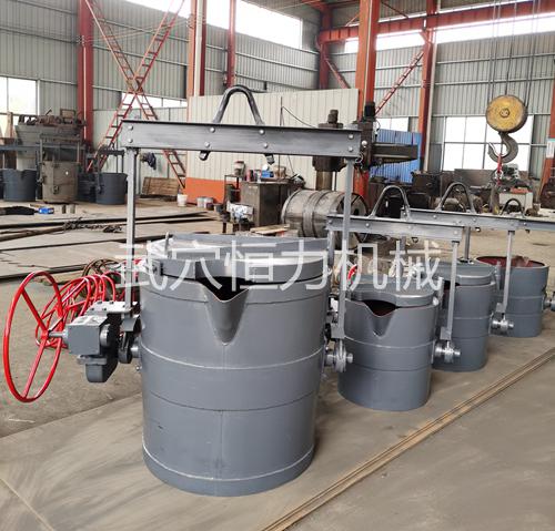 140033934.jpg 加蓋保溫鐵水包1.jpg